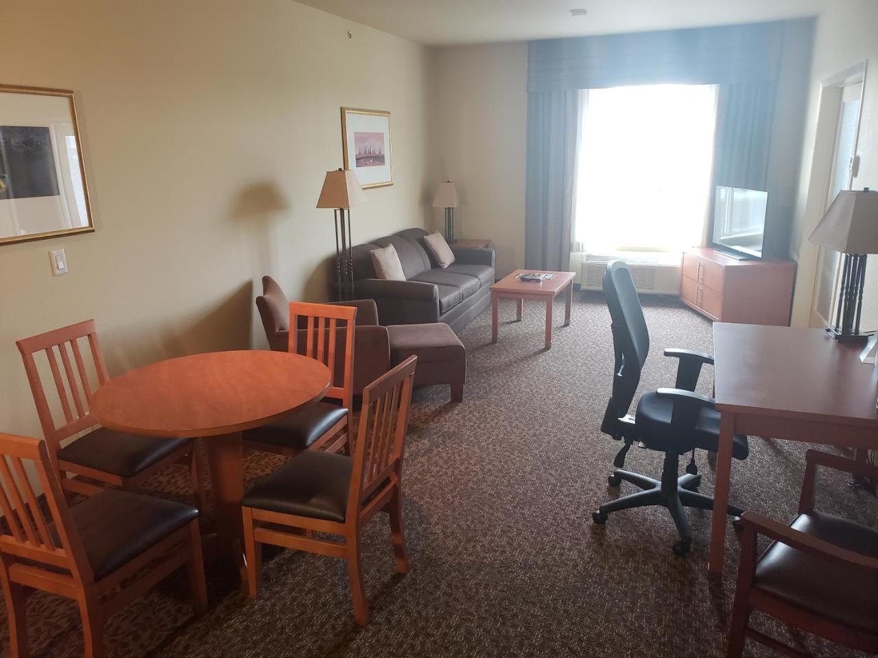 Wingate By Wyndham - Edmonton West Ξενοδοχείο Εξωτερικό φωτογραφία
